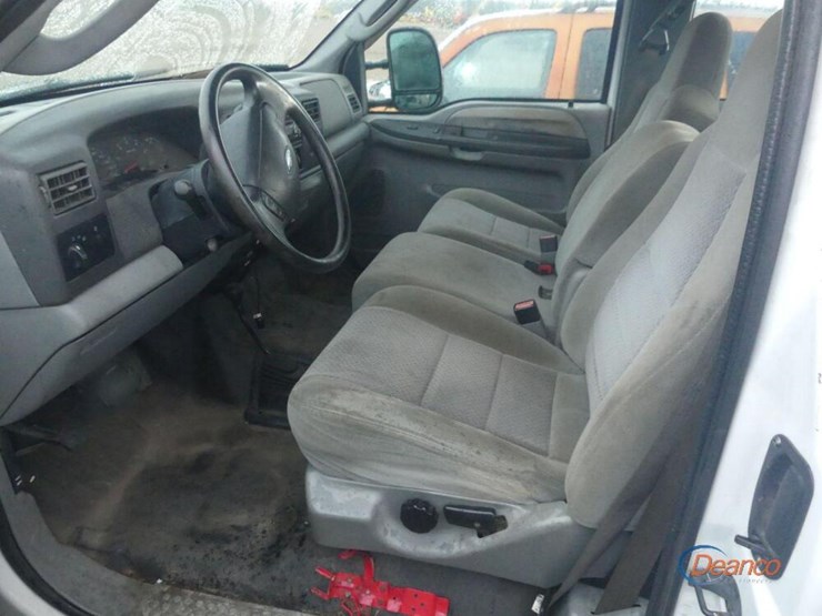 2004-ford-f350-image-8