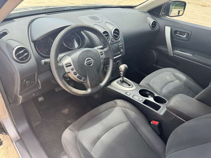 2014-nissan-rogue-image-11