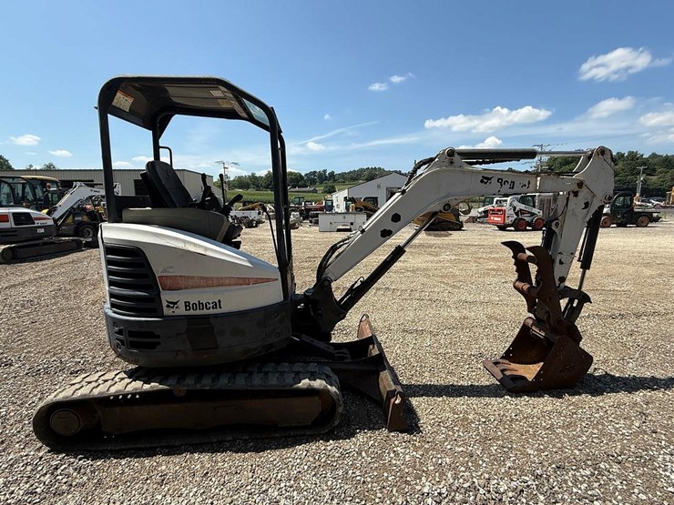 2013-bobcat-e26-image-5