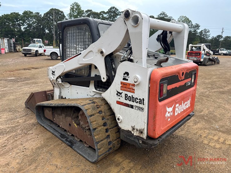 2014-bobcat-t750-image-3