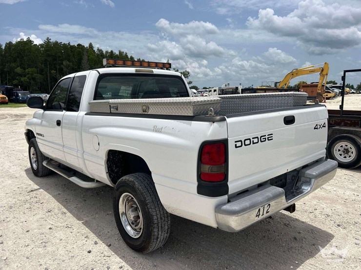 2001-dodge-ram-1500-image-4