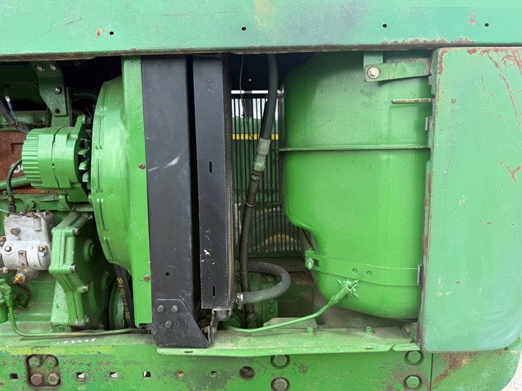 john-deere-4620-image-32