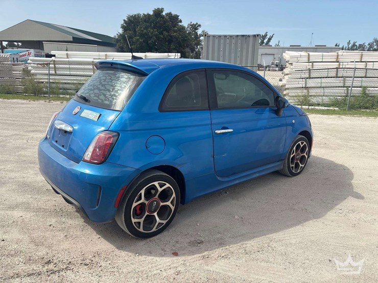 2016-fiat-500-image-3