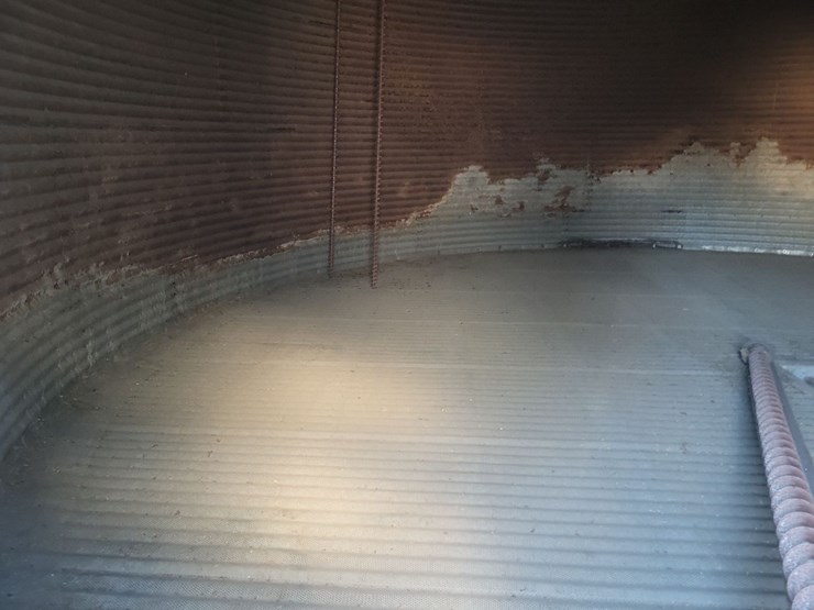 grain-bin---closest-to-road-image-30