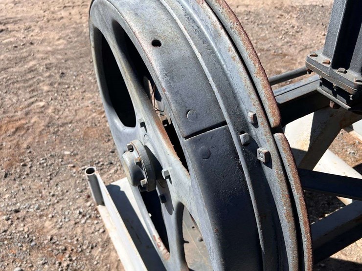 case-12-20-cross-motor-and-trailer-image-12