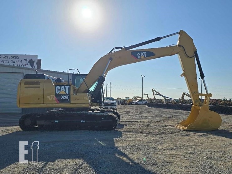 2017-caterpillar-326fl-image-6