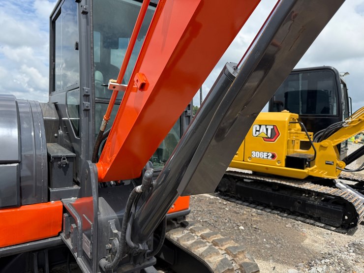 2023-hitachi-zx55u-5a-image-28