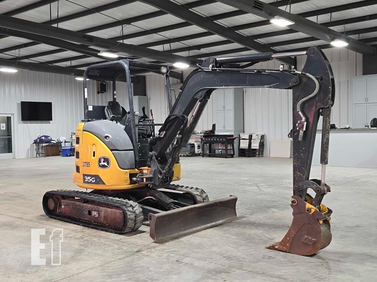 2021-deere-35g-image-2