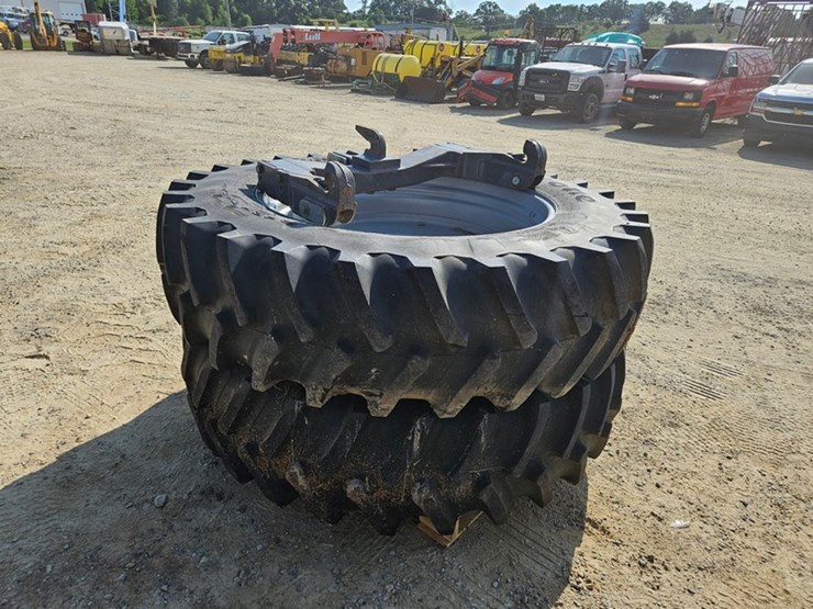 massey-ferguson-7624-image-80