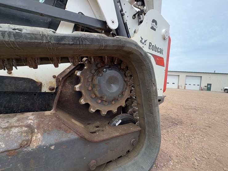 2017-bobcat-t650-image-23