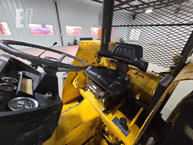 case-ih-585-image-15