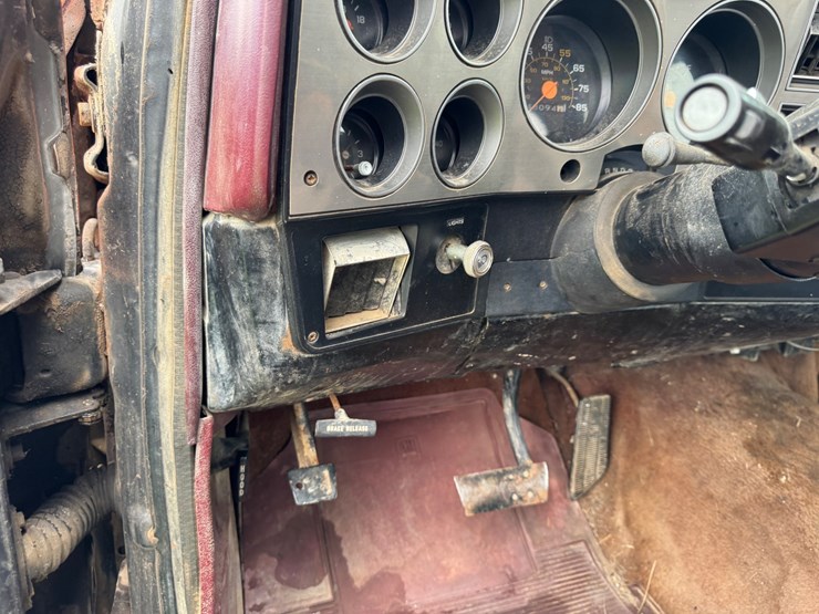 1986-gmc-3500-image-37