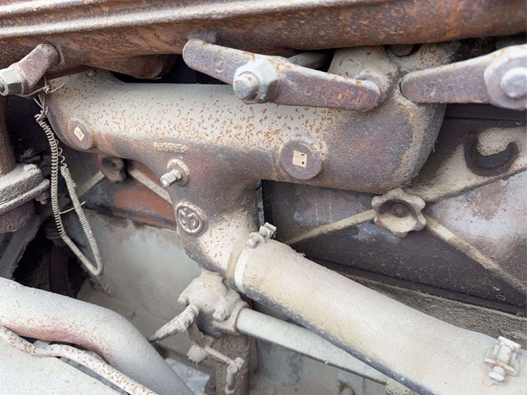 mack-c-cab-dump-truck-image-28
