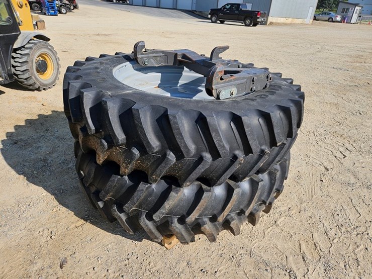 massey-ferguson-7624-image-81