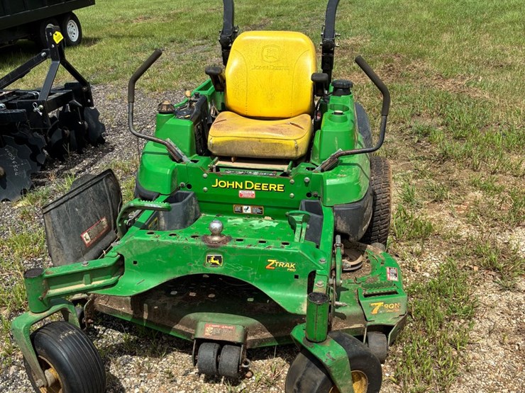 john-deere-z820a-image-3