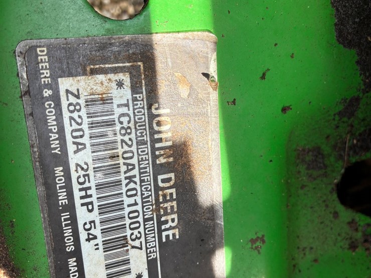 john-deere-z820a-image-6