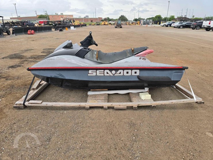 sea-doo-rx-jet-ski-image-5
