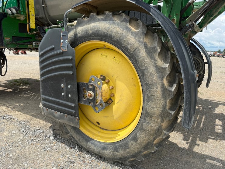 2016-john-deere-r4038-image-5