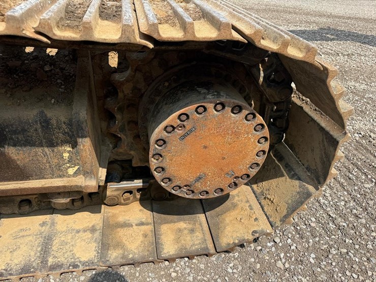 2015-hitachi-zx350lc-6n-image-20
