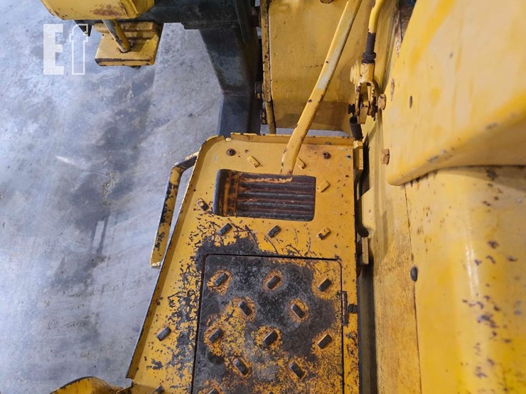 case-ih-585-image-17