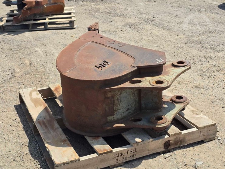 deere-75g-image-3