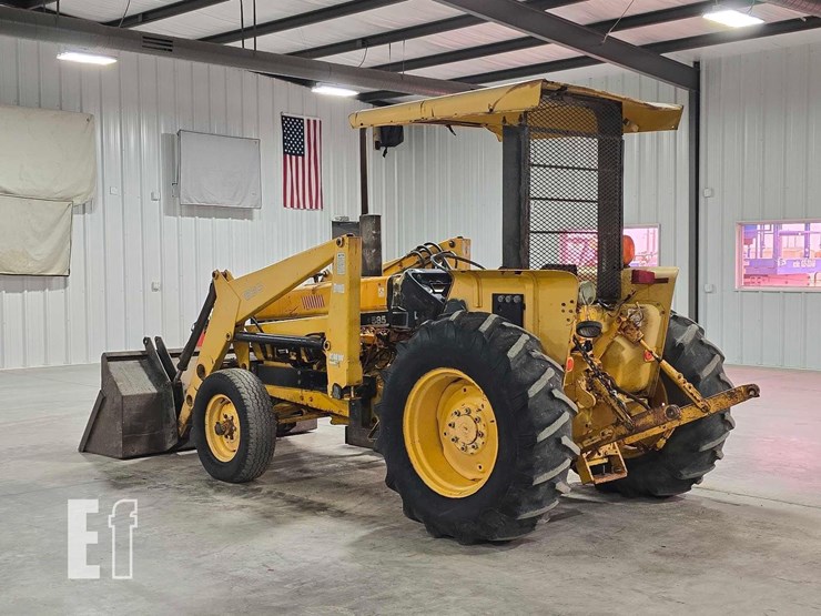 case-ih-585-image-4