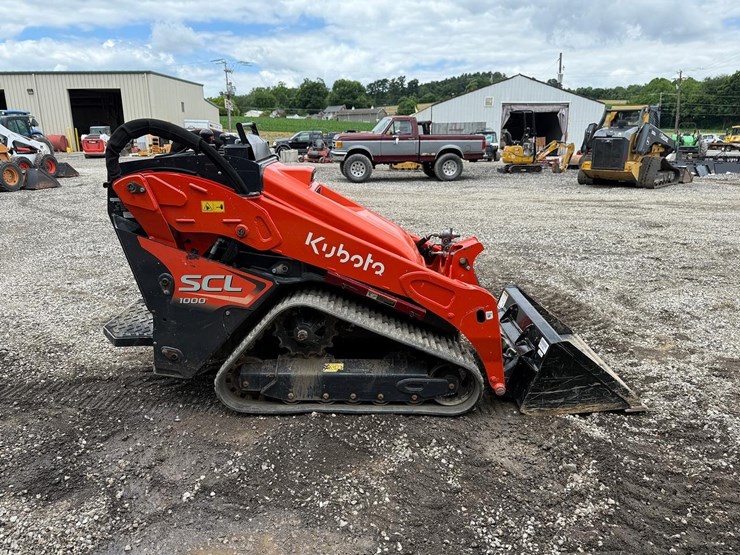2023-kubota-scl1000-image-5