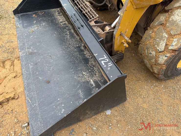 2020-caterpillar-262d3-image-5