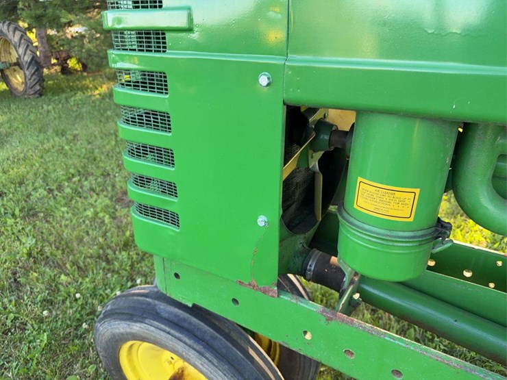 john-deere-model-b-image-14