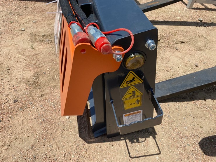 #14605-•-wig-hydraulic-adjustable-forks-(mosinee,-wi)-image-9