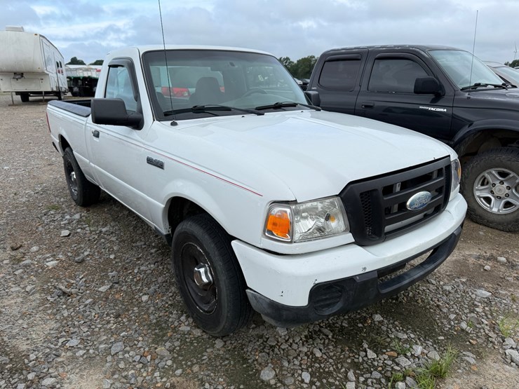 2009-ford-ranger-image-2