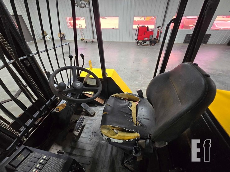 2020-jcb-930-image-13
