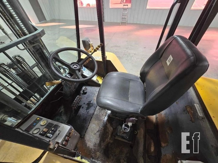 2008-jcb-930-image-11