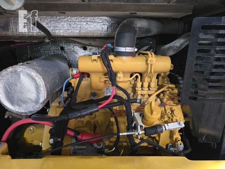 2019-caterpillar-303.5e2-cr-image-26
