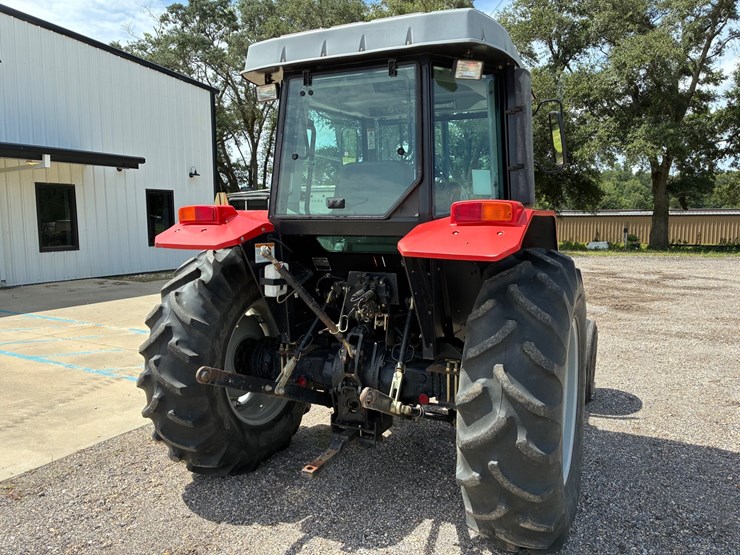 massey-ferguson-471-image-2