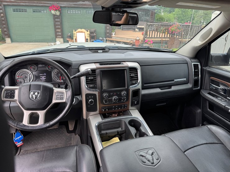 2016-dodge-ram-2500-image-44