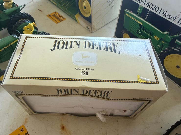 john-deere-420-image-12