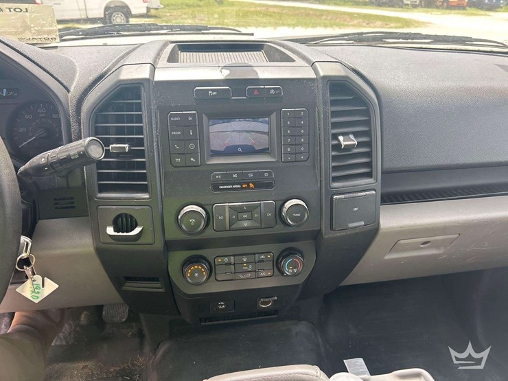 2019-ford-f150-image-17