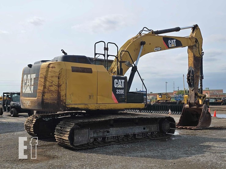 2014-caterpillar-320el-image-3