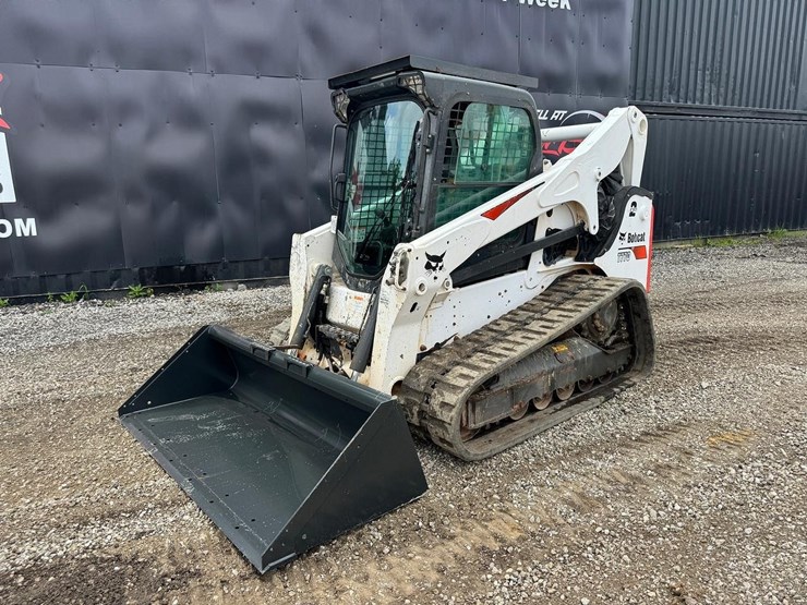 2021-bobcat-t770-image-2