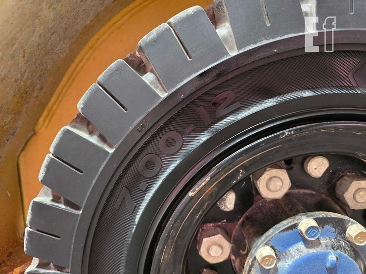 2018-caterpillar-gp25n-image-24