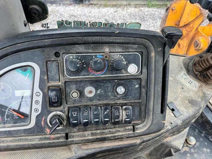 jcb-3cx14-image-26