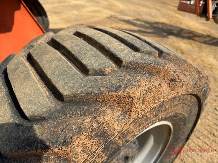 2017-jlg-450aj-image-6