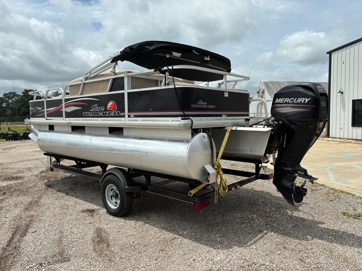 #20293-•-2018-suntracker-pontoon-boat-image-5