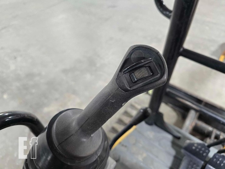 2019-caterpillar-303.5e2-cr-image-20