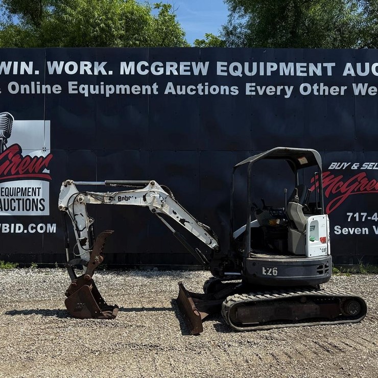 2013 BOBCAT E26