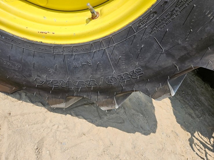john-deere-6420-image-61