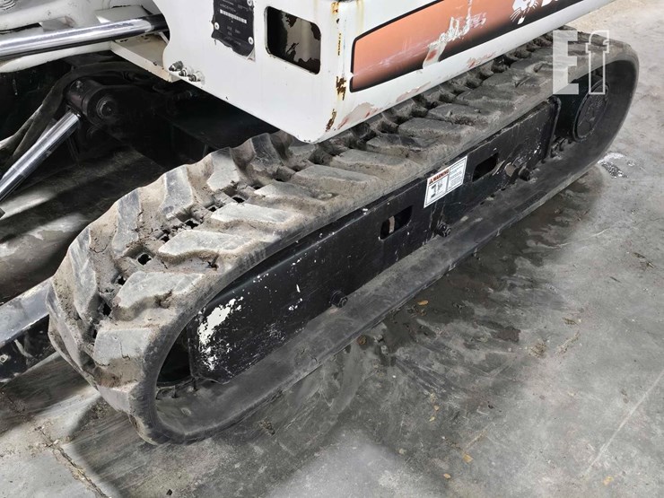 2008-bobcat-325g-image-27