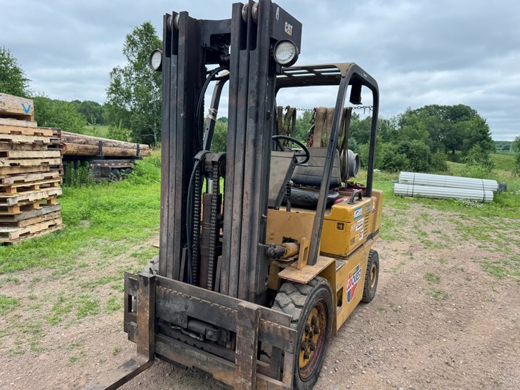 caterpillar-v50d-image-2