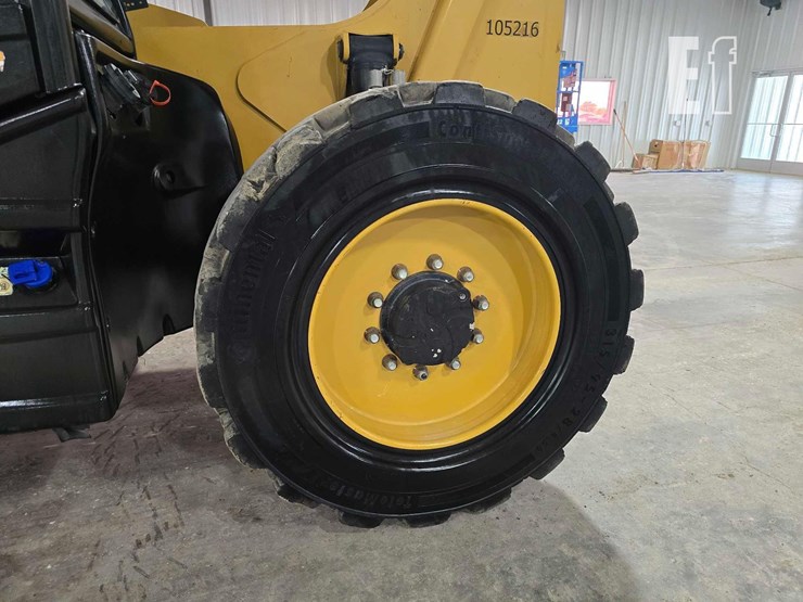 2016-caterpillar-tl642d-image-23